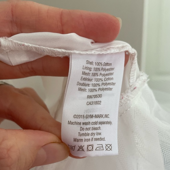 Beautiful baby dress by Crazy 8, white with red floral print, size 6-12m - Picture 5 of 6